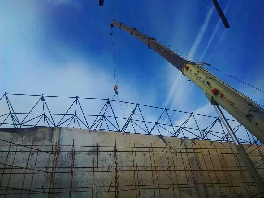 红桥食堂网架结构工程